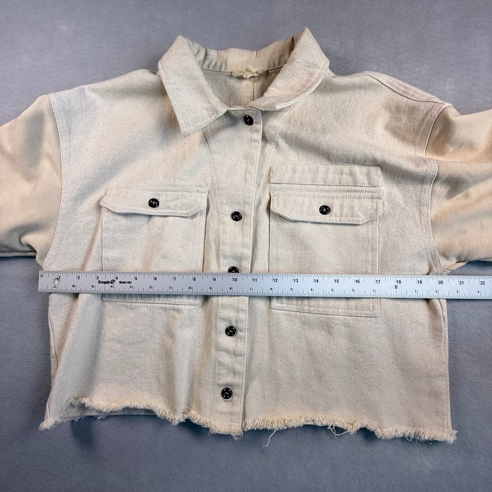 Roolee Cream Cropped Denim Jacket Mixed Media Knit Sleeves Raw Hem Small OI5312 - Picture 4 of 9